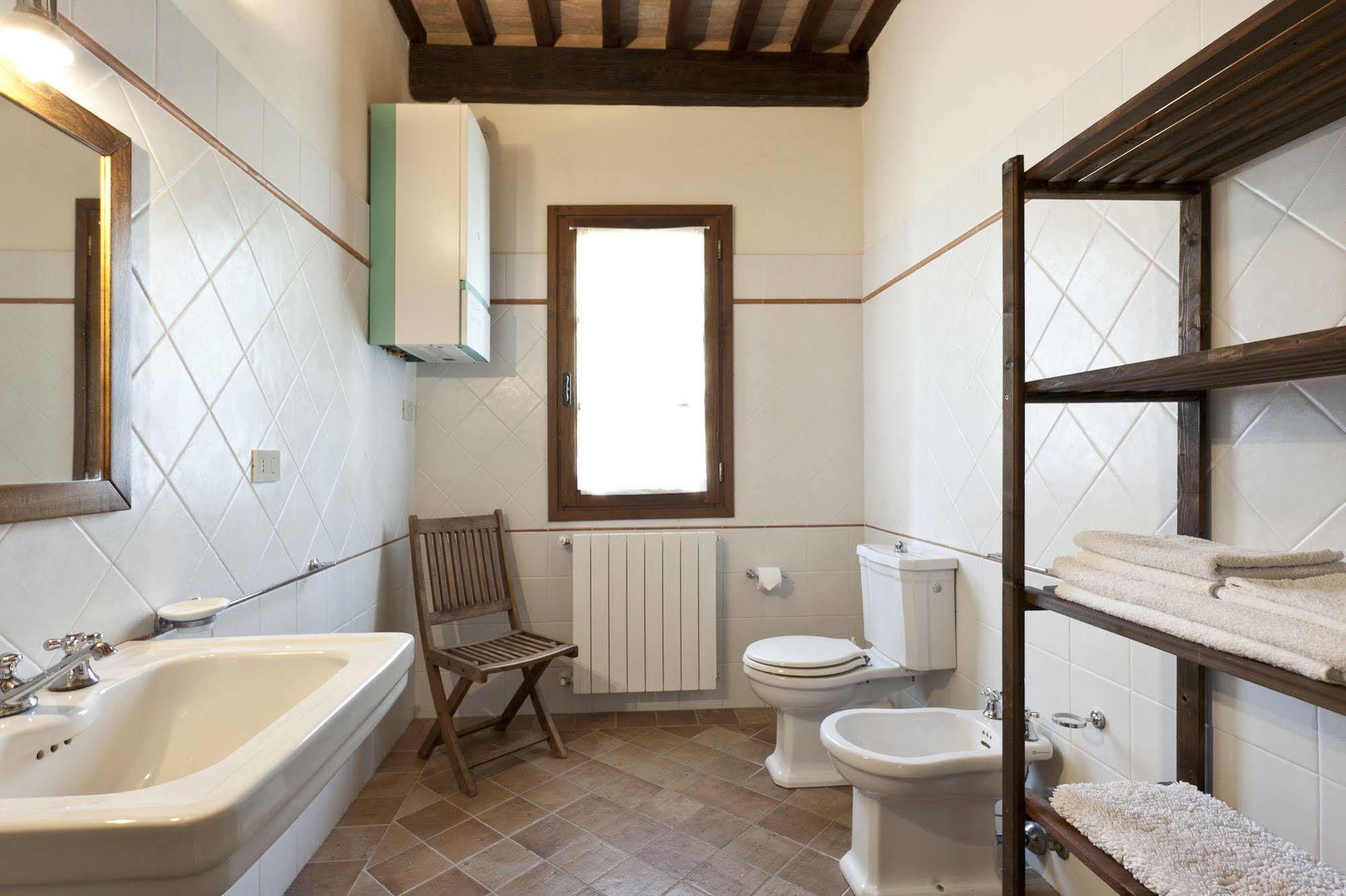 Casale Pundarika Guest House Riparbella Exterior photo